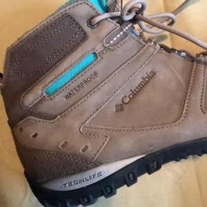 COLUMBIA CULVERT II MID WOMEN'S WATERPROOF HIKING